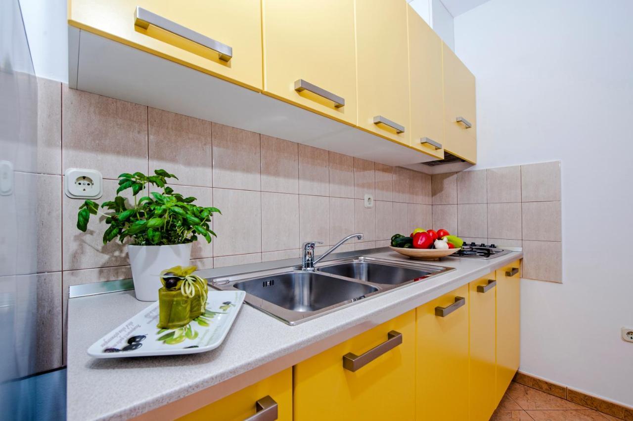 Apartments Bella B Rovinj Exterior foto